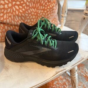 Brooks Adrenaline 22 Women’s Running Shoes